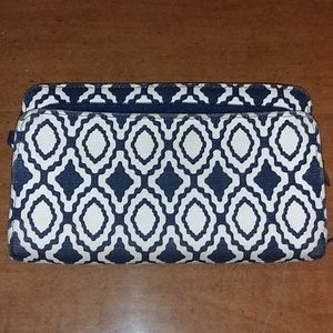 Thirty ONE wristlet